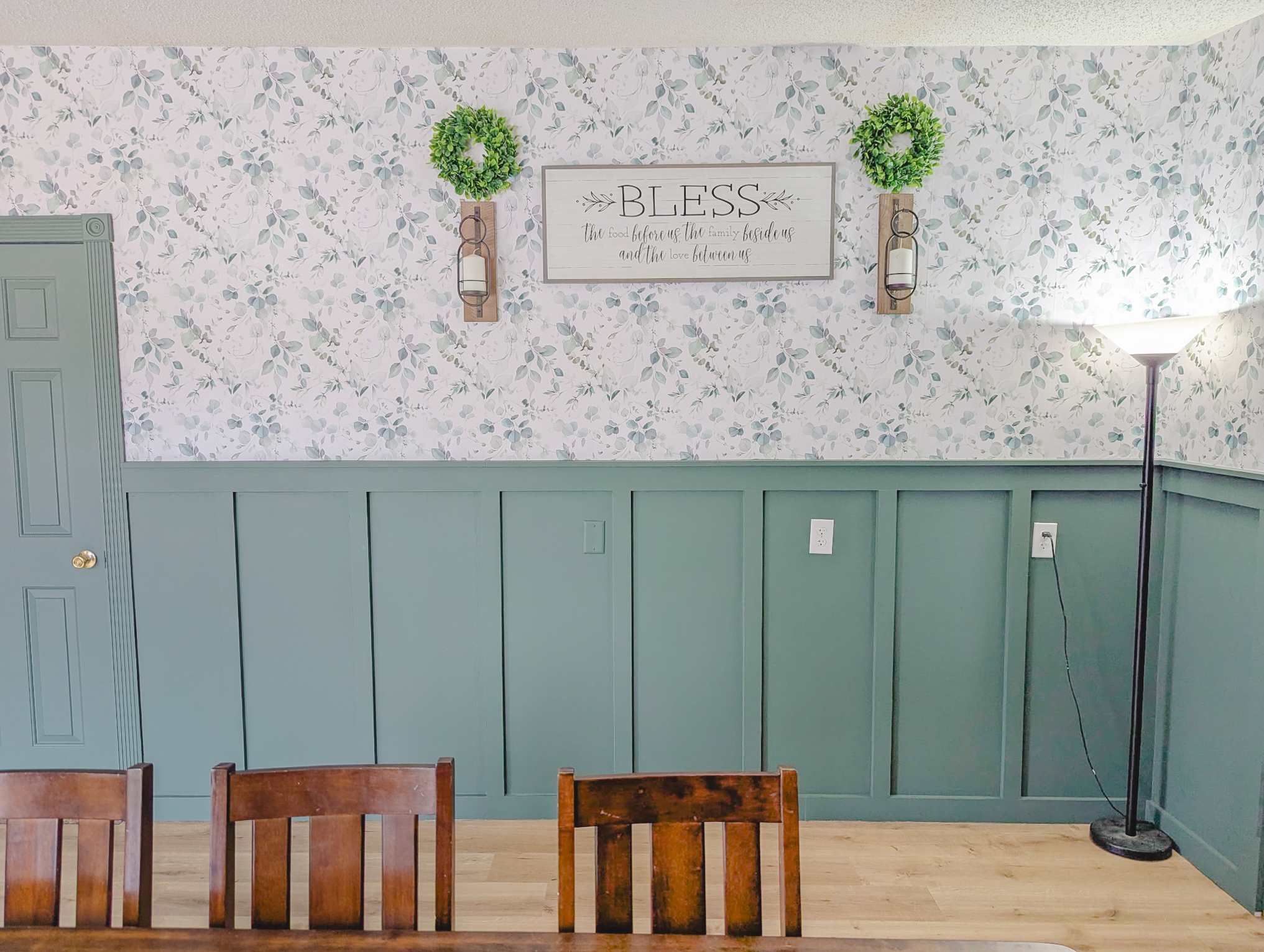 image of custom wainscoting installed by robeko